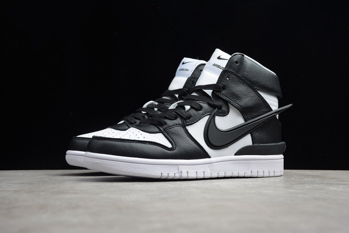 Onekick Nike SB Dunk High Ambush Black White CU7544-001