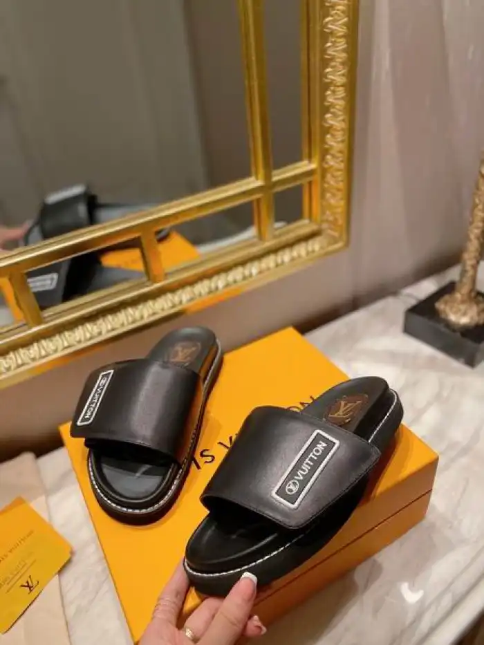 Cheap LV SLIPPERS