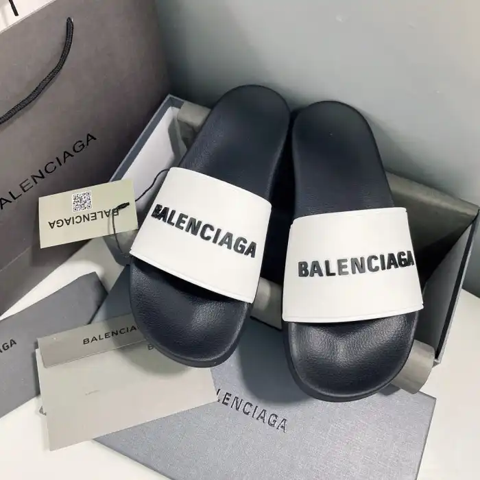 Rep BLCG SLIPPERS