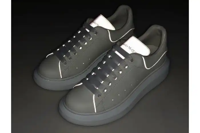 MQ SNEAKERS