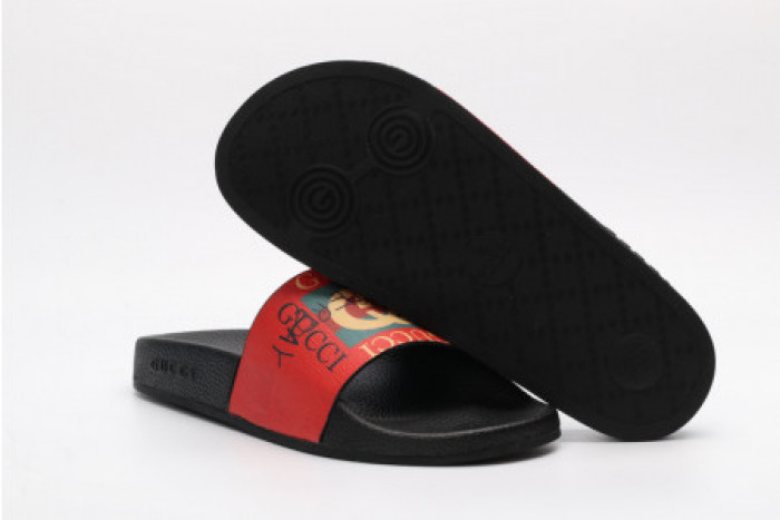 Onekick GUCC SLIPPERS