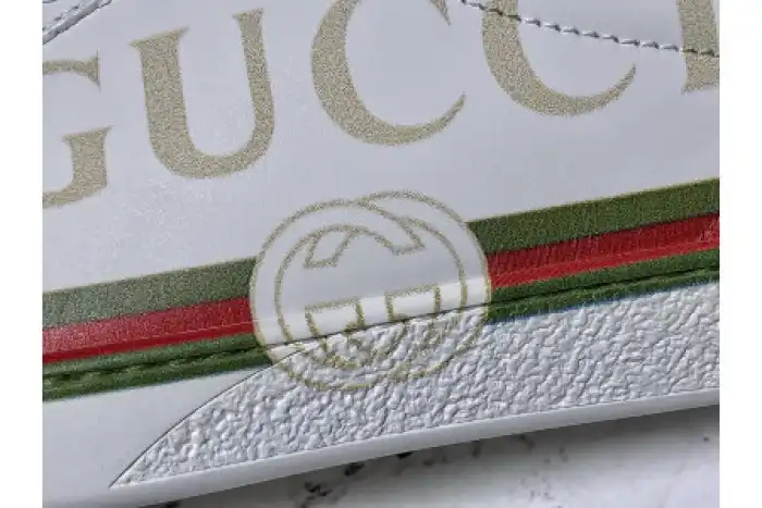 GUCC ACE EMBROIDERED LOW-TOP SNEAKER WHITE WITH LOGO