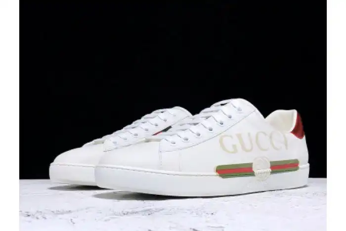 GUCC ACE EMBROIDERED LOW-TOP SNEAKER WHITE WITH LOGO