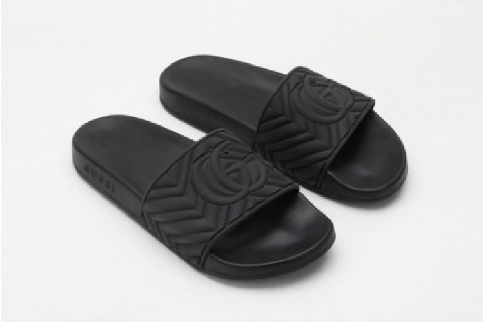 Onekick GUCC SLIPPERS ALL BLACK