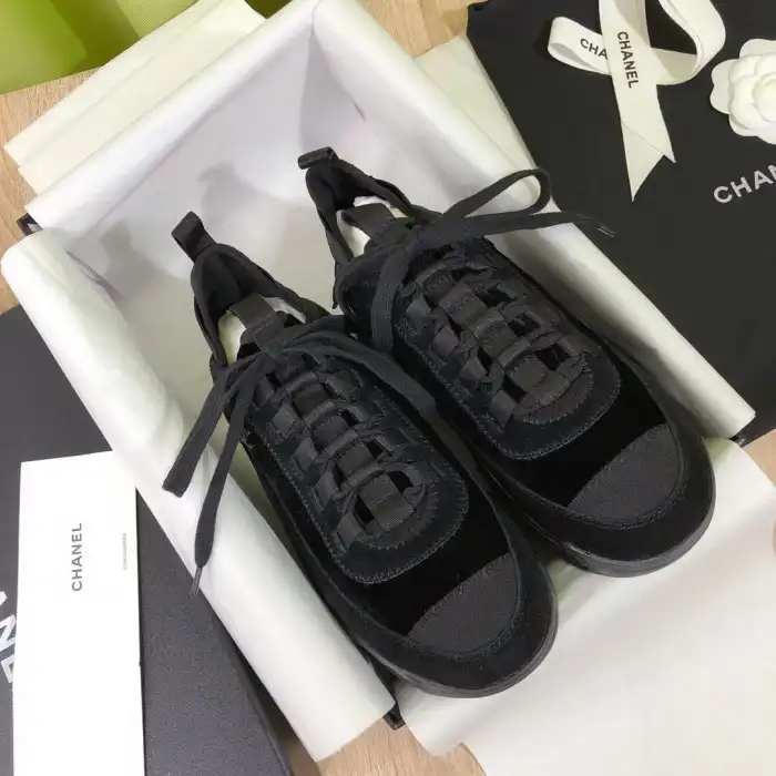 CHNE1 SNEAKERS