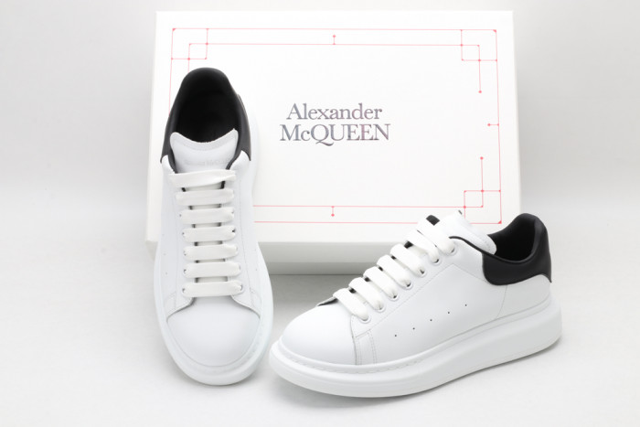 MQ SNEAKERS