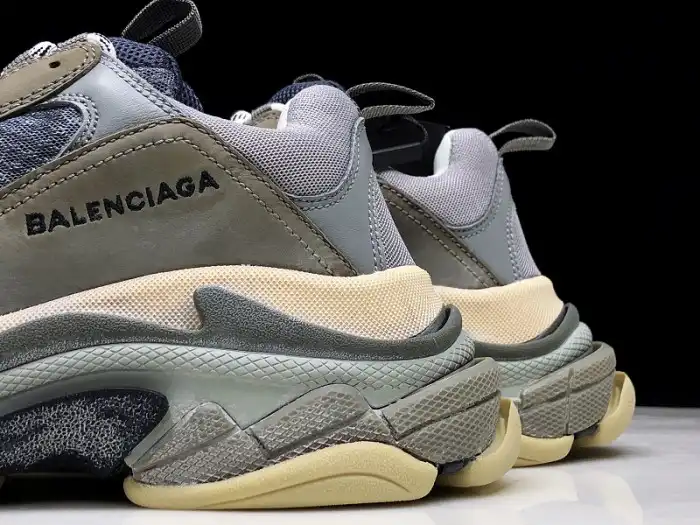 Cheap BLCG Triple S Grey Beige 656686 W06G01 1022