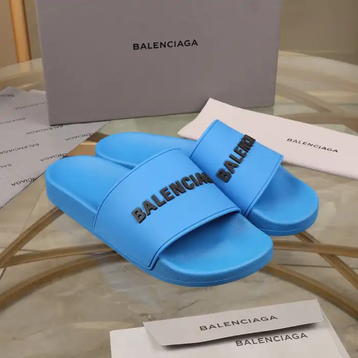 Cheap BLCG SLIPPERS