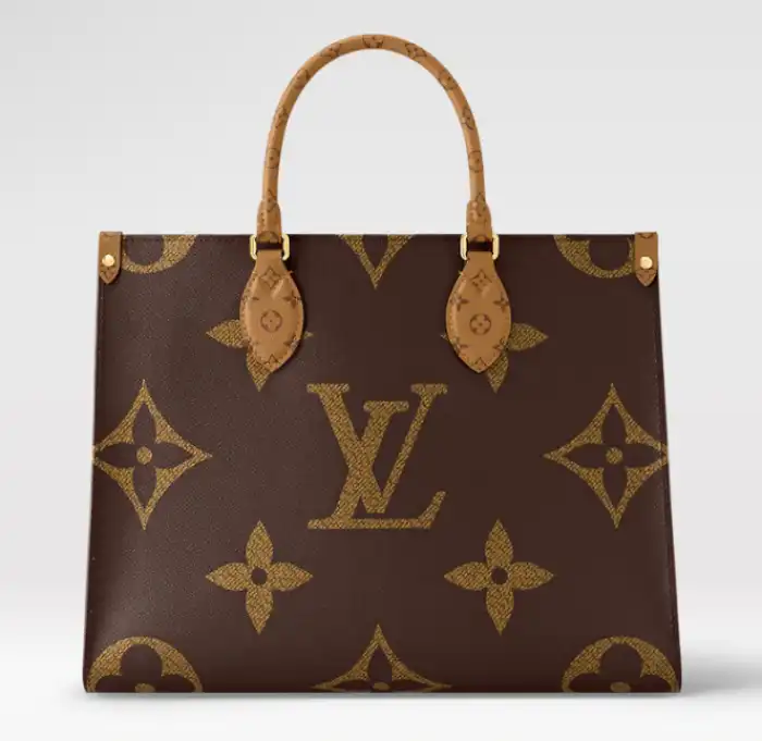 LV BAG OnTheGo MM