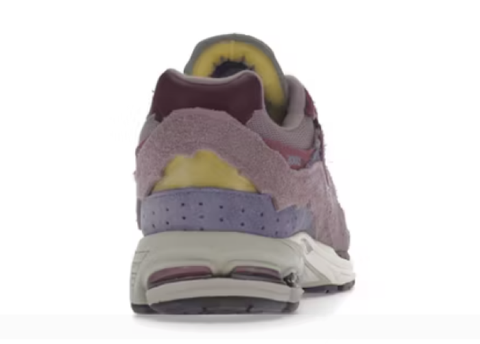 Onekick New Balance 2002R Protection Pack Pink