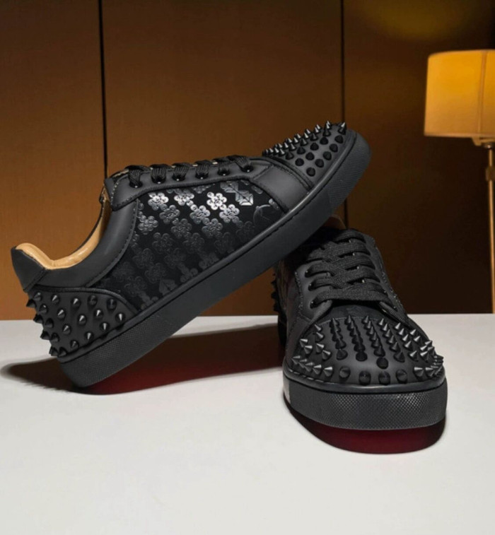 Onekick Christian Louboutin Louis Junior Spikes