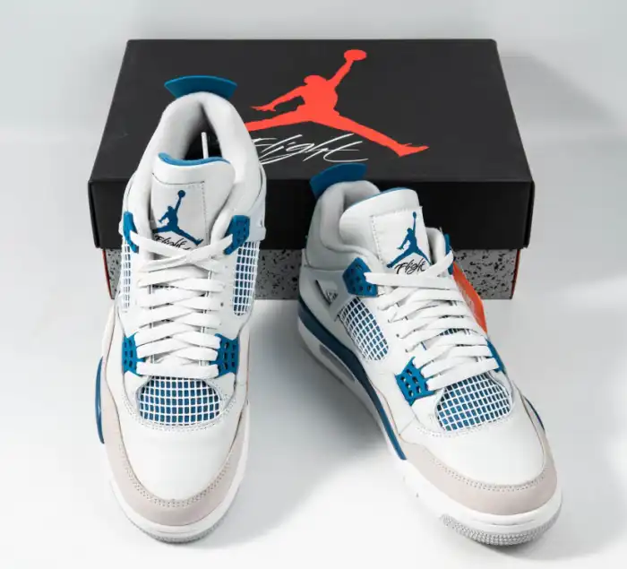 Onekick Jordan 4 Retro Military Blue (2024)