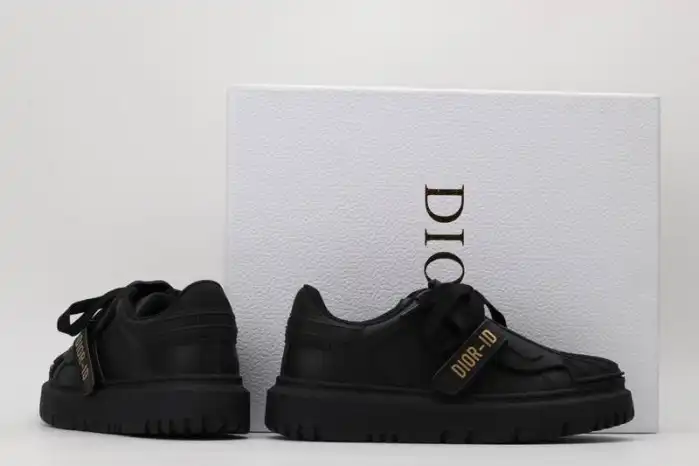 Cheap DR SNEAKER