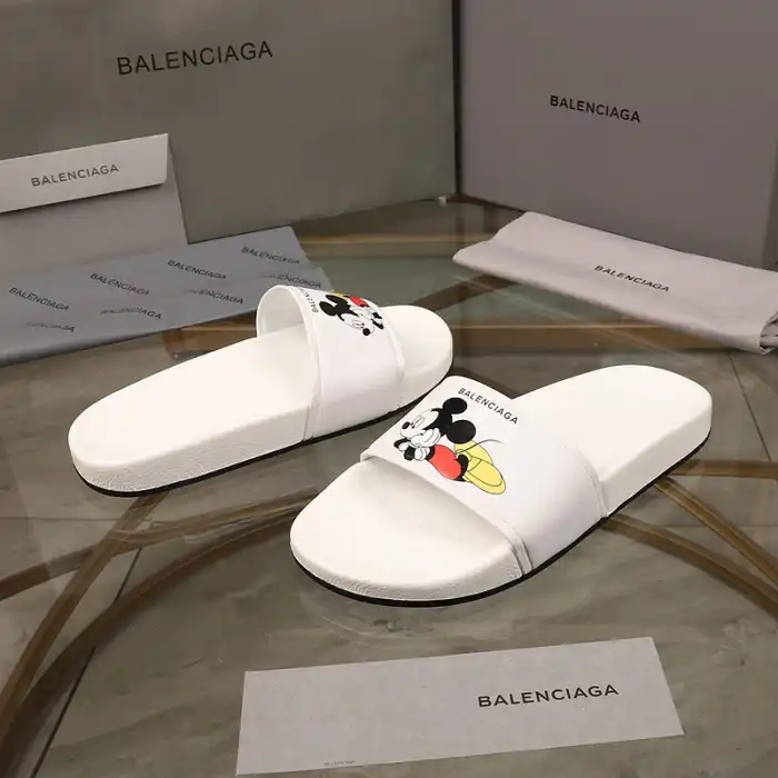 Rep BLCG SLIPPERS