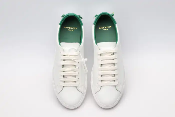 Givench LOW-TOP SNEAKER