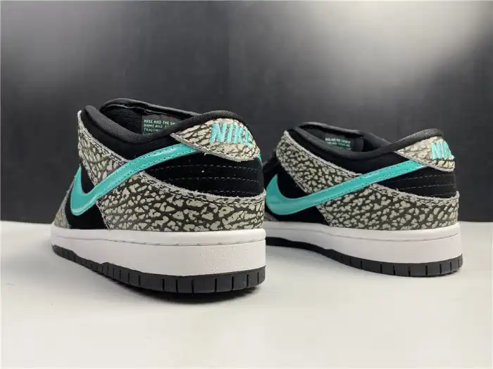 Cheap Nike SB Dunk Low atmos Elephant BQ6817-009