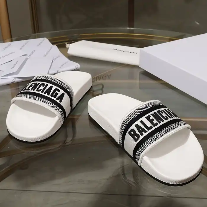 Rep BLCG SLIPPERS