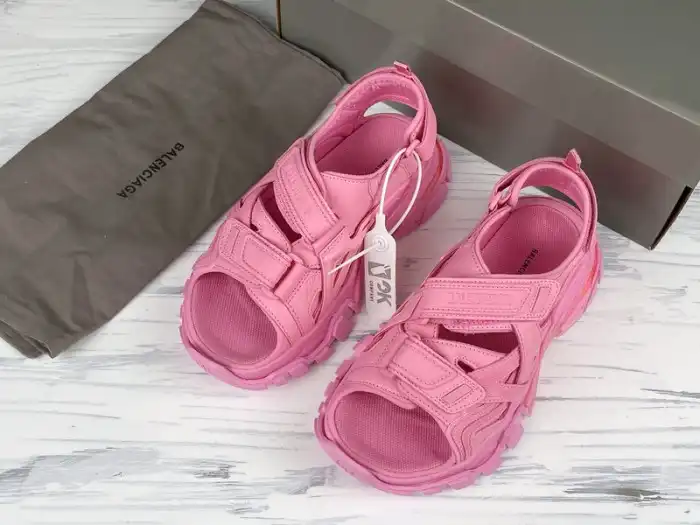 BLCG TRACK SANDAL PINK 617543 W2CC1 4006