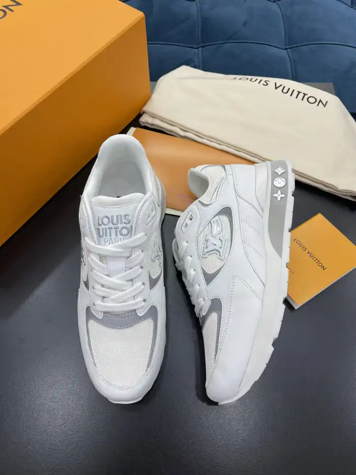 Rep Loui Vuitto TRAINER SNEAKER