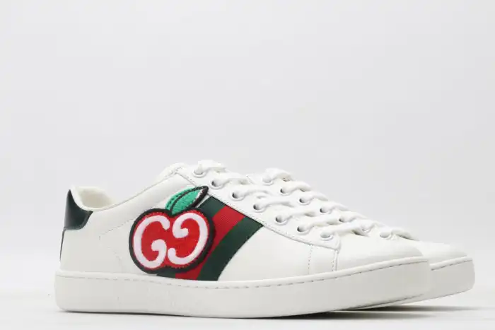 GUCC LOW-TOP SNEAKER