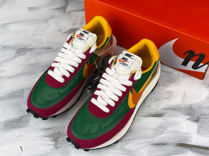 Sacai x Nike LDV Waffle 'Pink Green' BV0073-301