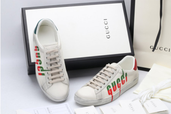 Onekick GUCC ACE EMBROIDERED LOW-TOP SNEAKER 576137 A38V0 9090