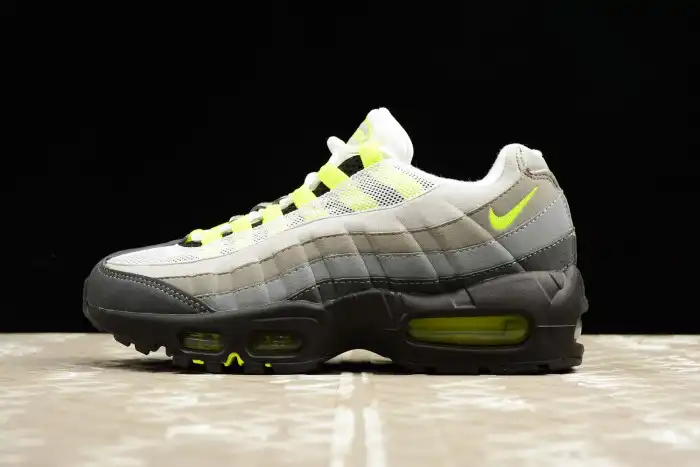 Onekick Nike Air Max 95 OG Neon 2015 307960-002