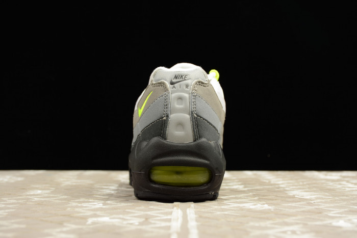 Nike Air Max 95 OG Neon 2015 307960-002