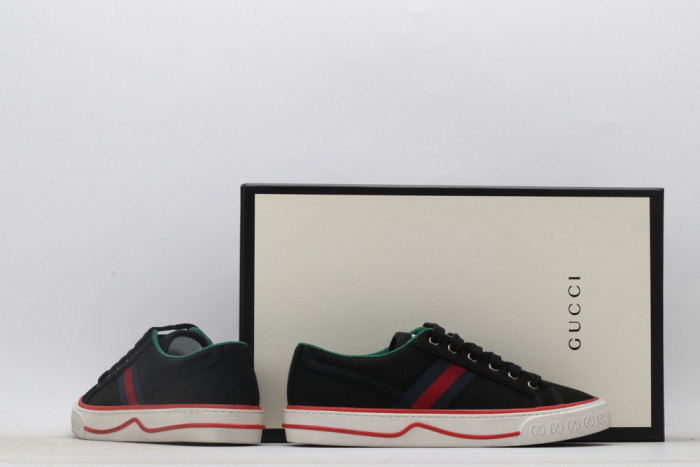 GUCC LOW-TOP SNEAKER