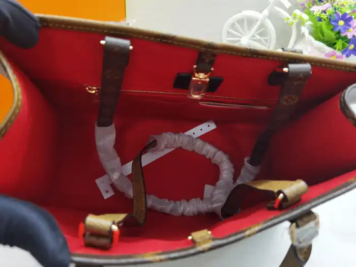 Rep LV BAG OnTheGo MM