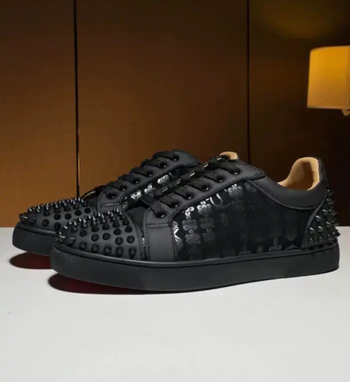 Christian Louboutin Louis Junior Spikes