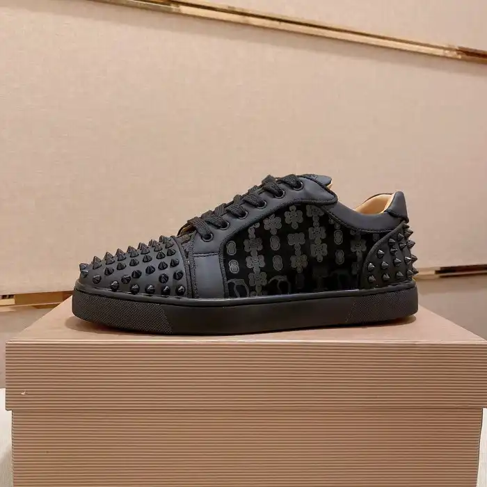 Cheap Christian Louboutin Louis Junior Spikes