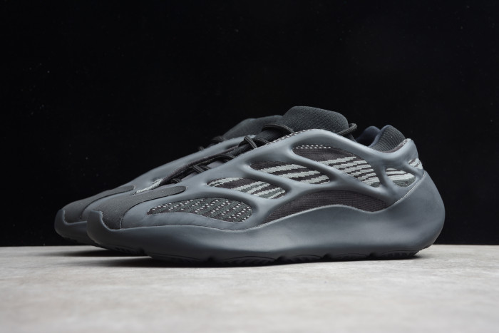 Onekick Adidas Yeezy Boost 700 V3 Black H67799