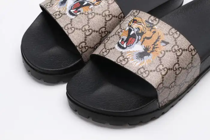 Rep GUCC SLIPPERS