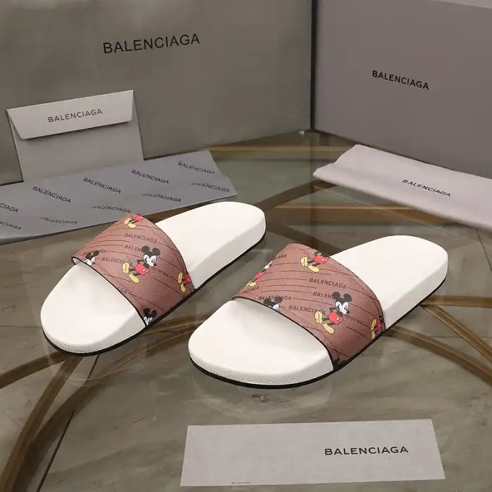 Rep BLCG SLIPPERS