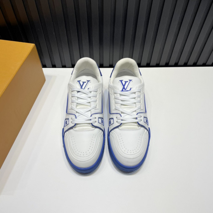 LV TRAINER SNEAKER LOW