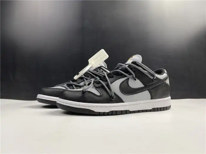 OFF-WHITE X NIKE DUNK LOW CT0856 007