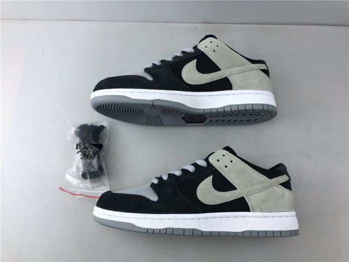 Nike Sb Zoom Dunk Low Pro Black Wolf Grey-White-White 854866-001