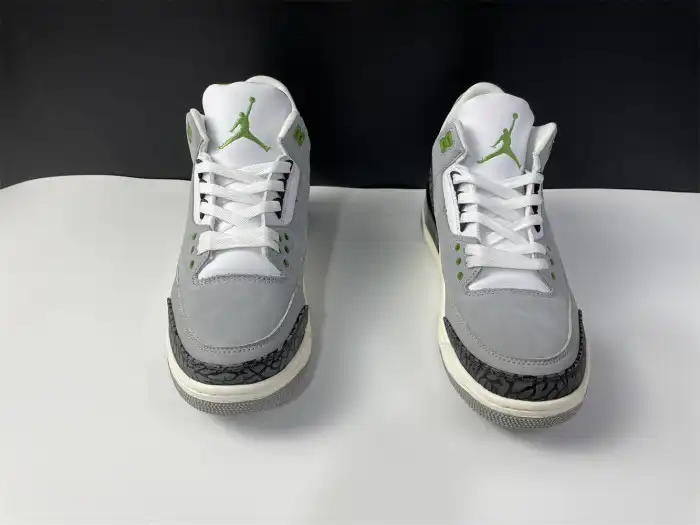 Air Jordan 3 Retro Chlorophyll 136064-006