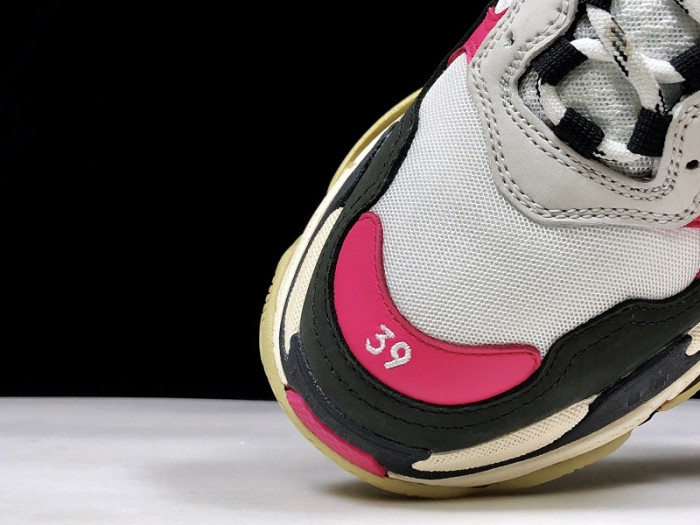 BLCG Triple S Neon Pink 2019 524039 W09O6 5671