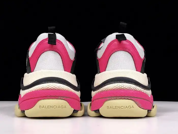 BLCG Triple S Neon Pink 2019 524039 W09O6 5671