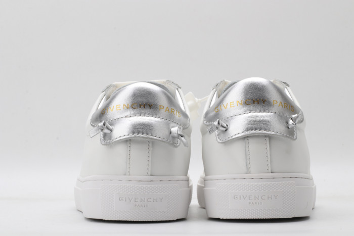 Onekick Givench LOW-TOP SNEAKER