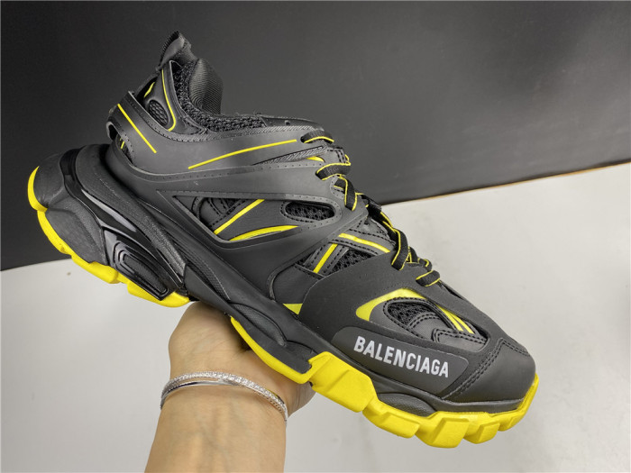 BLCG Track Sneaker 542023 W3AC1 1070