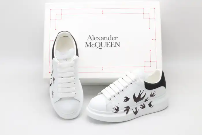 MQ SNEAKERS