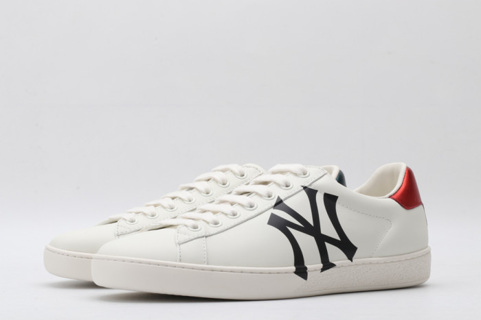 Onekick GUCC LOW-TOP SNEAKER