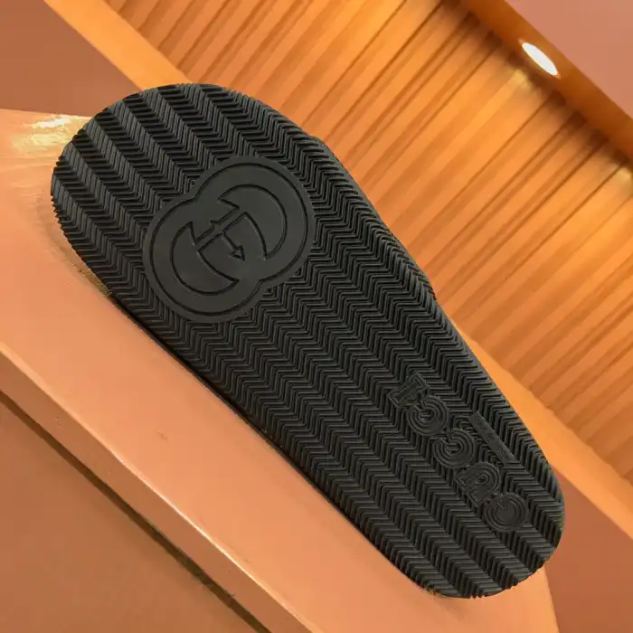 Cheap GUCC SLIPPERS