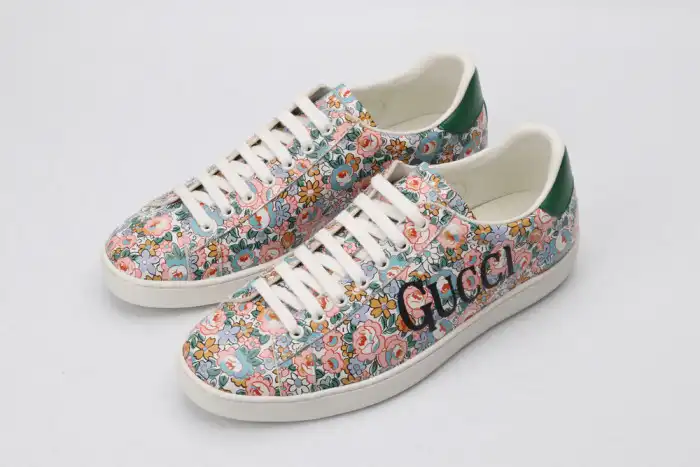 GUCC LOW-TOP SNEAKER