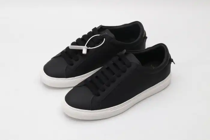 Cheap Givench LOW-TOP SNEAKER