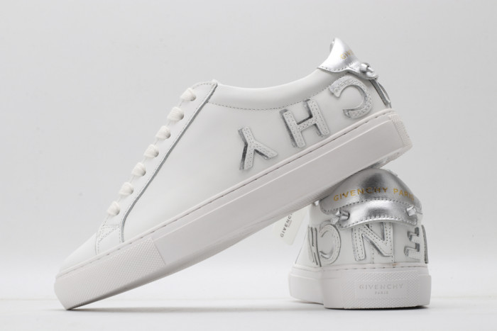 Onekick Givench LOW-TOP SNEAKER