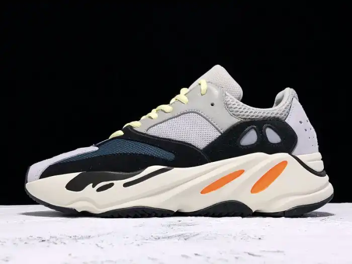 Onekick Adidas Yeezy 700 Boost Wave Runner B75571